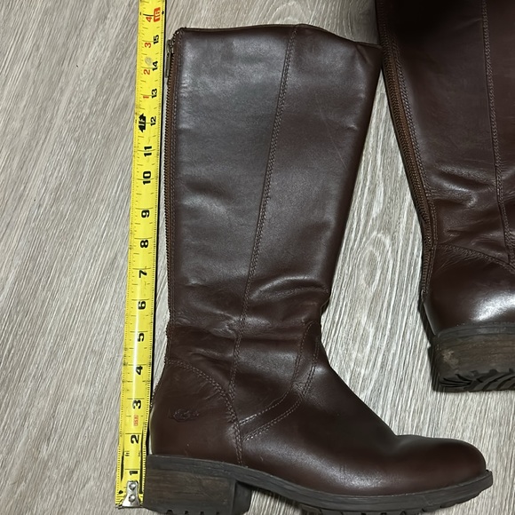 Ugg Riding Boots - Picture 12 of 12